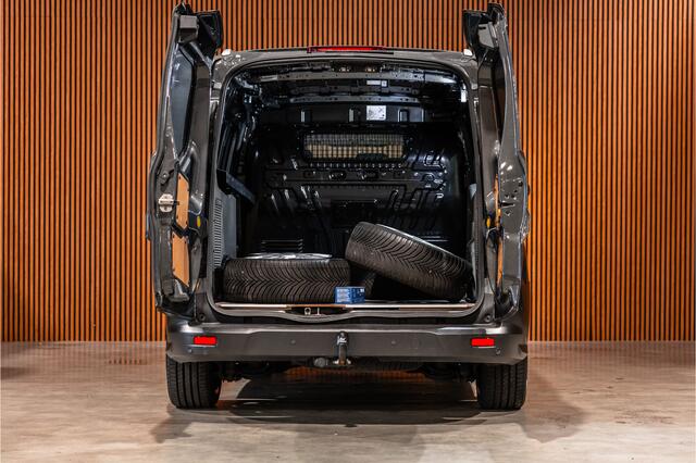 Ford TRANSIT CONNECT 1.0 Ecoboost L2 | CarPlay | Camera | Navigatie | Stoelverwarming | DAB | 3-Zitter | Trekhaak | Nieuwe APK