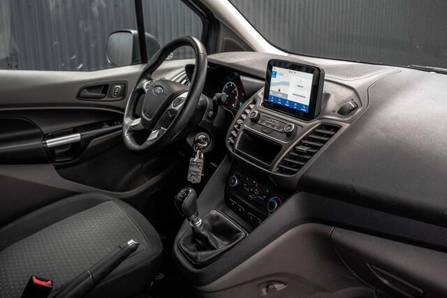 Ford TRANSIT CONNECT 1.5 EcoBlue L2H1 | 3-Zits | Camera | Carplay | Cruise | PDC | Airco | Trekhaak | Imperiaal