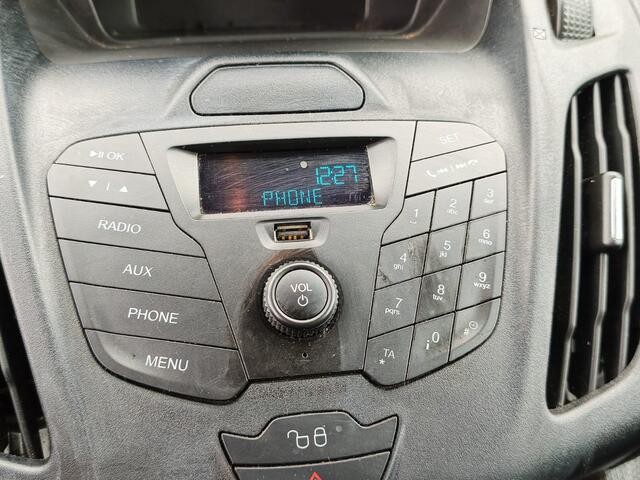 Ford TRANSIT CONNECT 1.5TDCI Euro 6 Imperiaal Trekhaak Airco Bluetooth Betonplex Vloer Lat om Lat betimmering 1.200KG Trekgewicht Origineel Nederlandse Auto