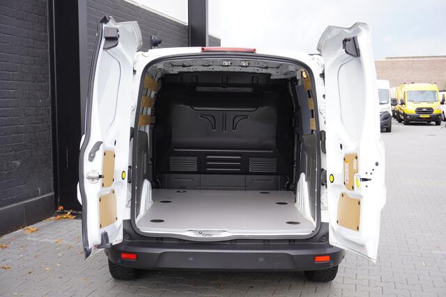 Ford TRANSIT CONNECT 1.5 EcoBlue 100PK EURO 6 - Airco - Navi - Cruise - €12.950,- Excl.
