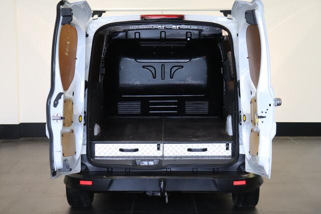 Ford TRANSIT CONNECT 1.5 EcoBlue 100PK L2 - Airco - Cruise - Trekhaak - Verw. voorruit - €8.450,- Ex. BTW