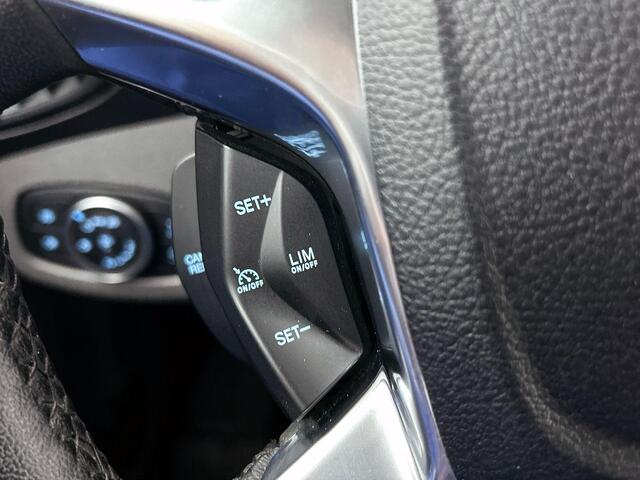 Ford TRANSIT CONNECT 1.5 EcoBlue L2 Trend Automaat Navigatie Airco Parkeersensoren Cruise Control Camera