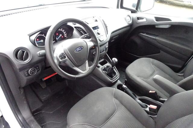 Ford TRANSIT COURIER 1.5 TDCI AIRCO STOELVERWARMING BPM VRIJ VOOR ONDERNEMERS
