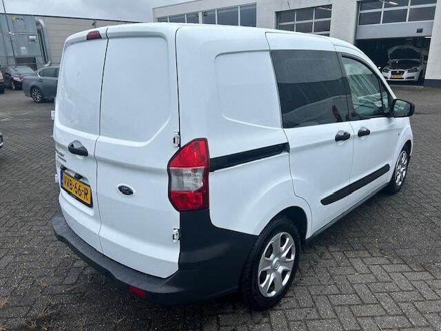 Ford TRANSIT COURIER 1.5 TDCI Ambiente Start&Stop AIRCO I APPLE CARPLAY I NAVIGATIE I COMPLETE ONDERHOUDSHISTORIE
