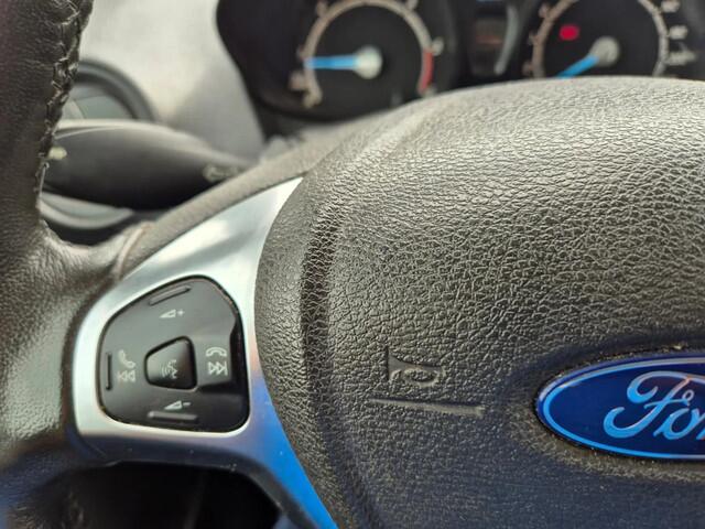 Ford TRANSIT COURIER 1.5 TDCI Trend Airco schuifdeur Navi