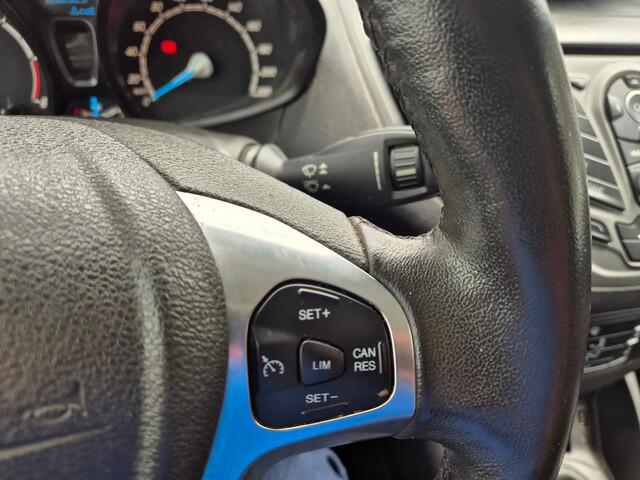 Ford TRANSIT COURIER 1.5 TDCI Trend Airco schuifdeur Navi