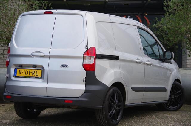 Ford TRANSIT COURIER 1.5 TDCI 100PK, E6, AIRCO, CRUISE, NAVI, STOELVERWARMING, BLUETOOTH, SCHUIFDEUR, NL AUTO, NAP