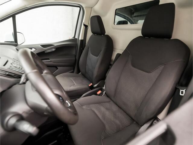 Ford TRANSIT COURIER 1.5 TDCI Sport (NAVIGATIE, AIRCO, ELEK RAMEN, NIEUWE APK, BLUETOOTH, CRUISE, NIEUWSTAAT)