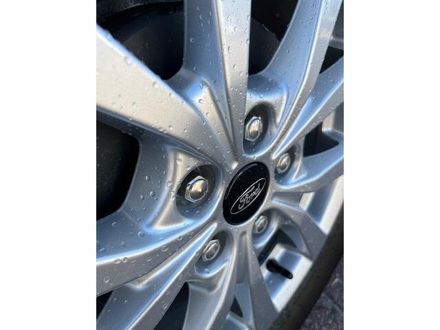 Ford TRANSIT COURIER 1.0 EcoBoost Trend BENZINE I NIEUW MODEL CLIMATE CONTROL I CAMERA I PDC I LM VELGEN I CRUISE