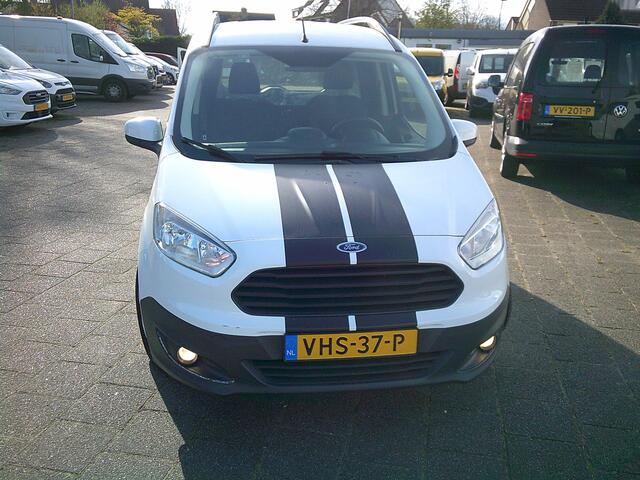 Ford TRANSIT COURIER 1.5 TDCI Trend Start&Stop VOORZIEN VAN AIRCO+TREKHAAK !! EURO 6 !!