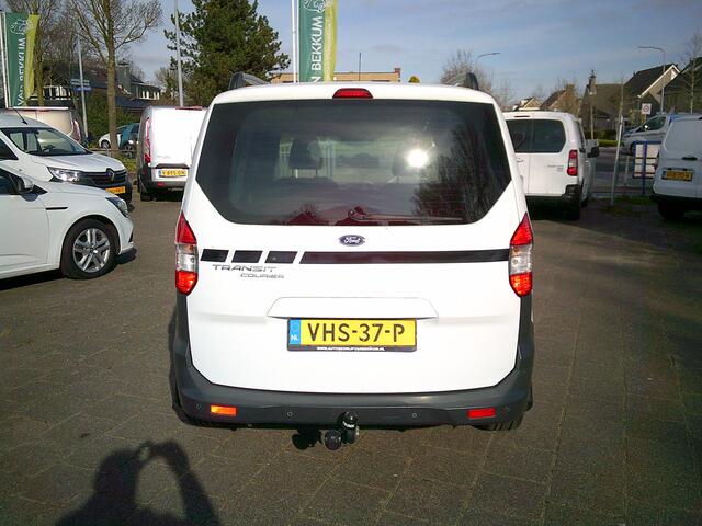 Ford TRANSIT COURIER 1.5 TDCI Trend Start&Stop VOORZIEN VAN AIRCO+TREKHAAK !! EURO 6 !!