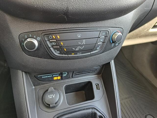 Ford TRANSIT COURIER 1.5 TDCI Trend Airco/Cruise control/bluetooth/Navi