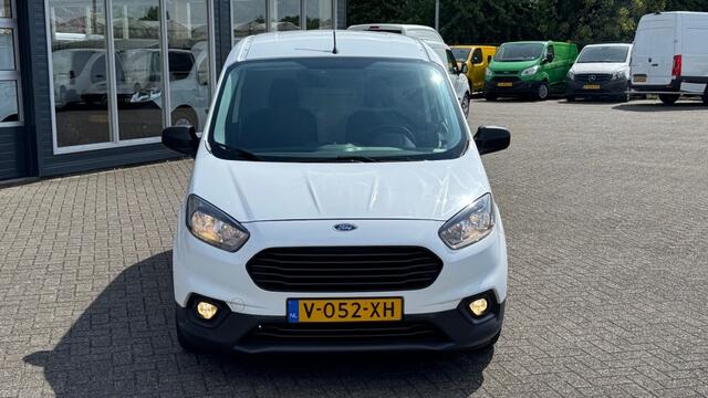 Ford TRANSIT COURIER 1.5 TDCI 55KW 75PK EURO 6 AIRCO/ TREKHAAK/ SCHUIFDEUR/ 100% DEAL