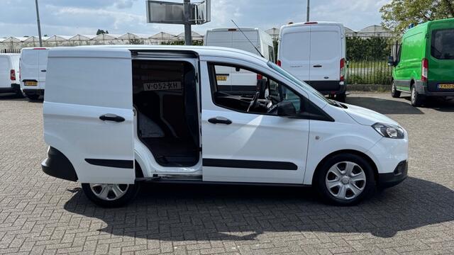 Ford TRANSIT COURIER 1.5 TDCI 55KW 75PK EURO 6 AIRCO/ TREKHAAK/ SCHUIFDEUR/ 100% DEAL