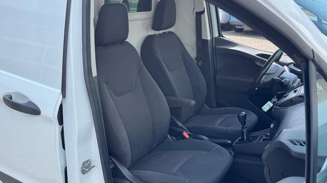 Ford TRANSIT COURIER 1.5 TDCI 55KW 75PK EURO 6 AIRCO/ TREKHAAK/ SCHUIFDEUR/ 100% DEAL