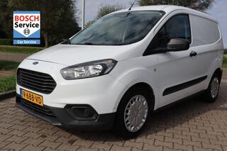 ford-transit-courier-1.0-ambiente
