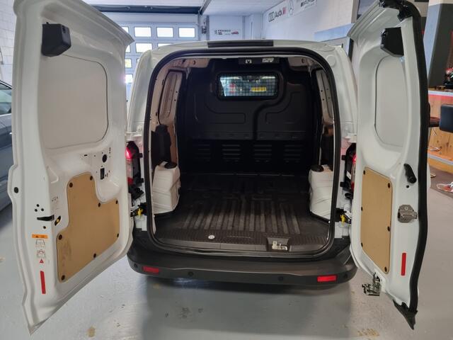 Ford TRANSIT COURIER 1.5 TDCI Trend Dura.