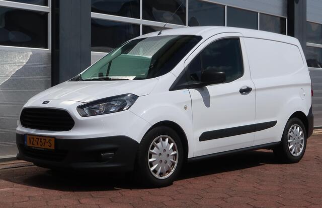 Ford TRANSIT COURIER 1.5 TDCI Ambiente Start&Stop AIRCO/ MARGE/ LAGE KM/ NETTE AUTO!