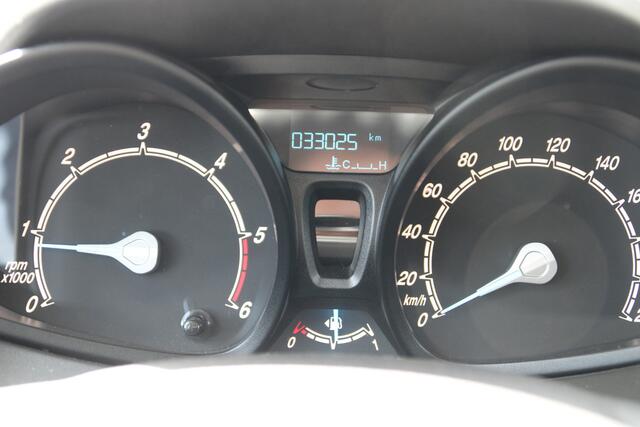 Ford TRANSIT COURIER 1.6 TDCI Ambiente AIRCO | CV | RADIO | DEALER ONDERHOUDEN