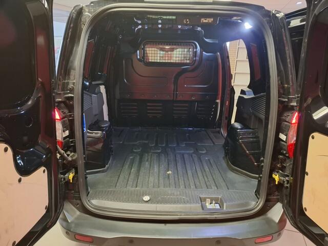 Ford TRANSIT COURIER 1.0 Limited EcoBoost, Milieu zone vrij, Navigatie, LM velgen