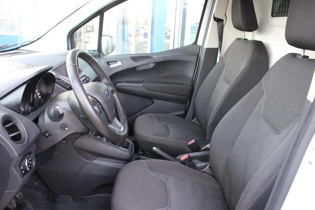 Ford TRANSIT COURIER 1.5 TDCI Limited | Trekhaak | Camera | Stoelverwarming | Scherm | Lichtmetalen velgen