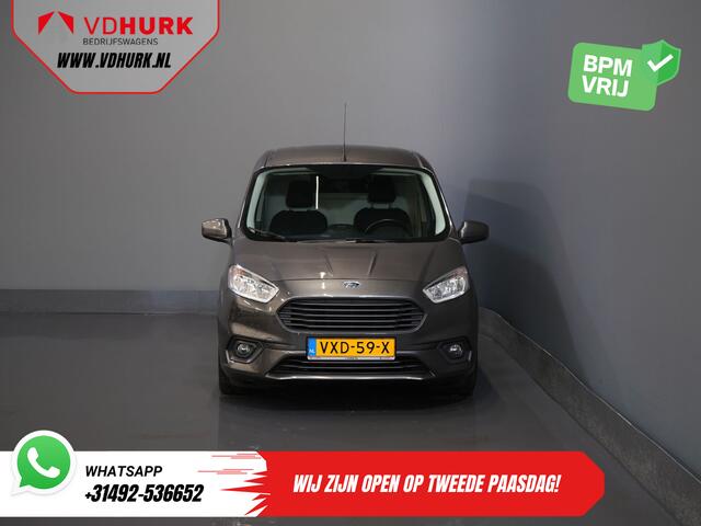 Ford TRANSIT COURIER 1.5 TDCI 100 pk Limited Stoelverw./ Voorruitverw./ Navi/ Carplay/ Camera/ Climate/ PDC/ LMV/ Cruise/ Trekhaak