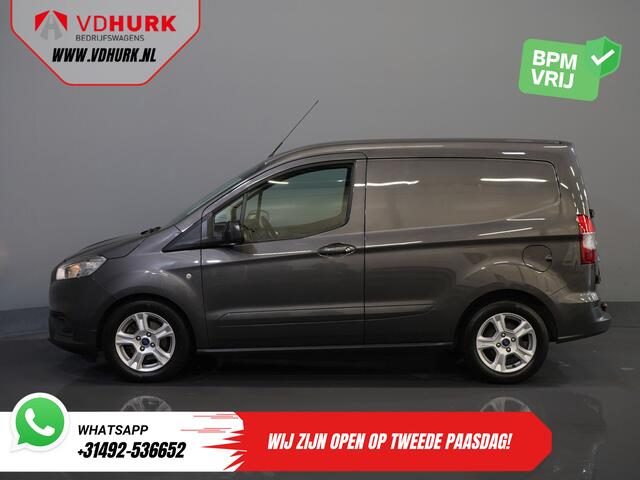 Ford TRANSIT COURIER 1.5 TDCI 100 pk Limited Stoelverw./ Voorruitverw./ Navi/ Carplay/ Camera/ Climate/ PDC/ LMV/ Cruise/ Trekhaak