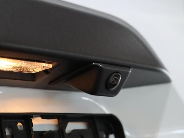 Ford TRANSIT COURIER E-Transit Trend 44 kWh PARKEERSENSOREN V+A, CARPLAY, CRUISE CONTROL, ACHTERUITRIJ CAMERA, 16'' RESERVEWIEL, LED LAADRUIMTEVERLICHTING , LAADVLOERBESCHERMING, RUBBER , TREKHAAK