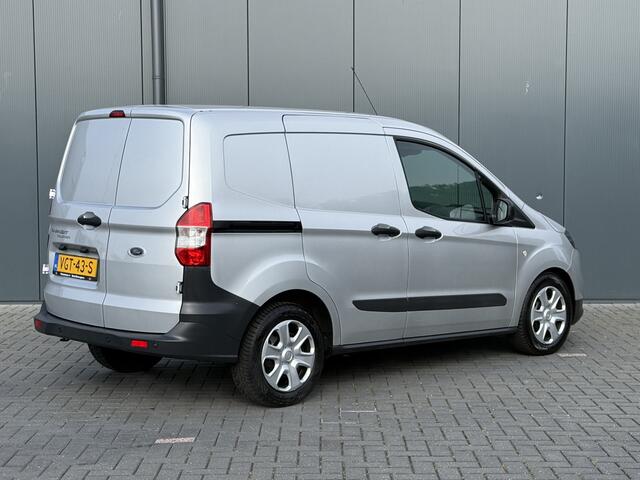 Ford TRANSIT COURIER 1.5 TDCI / 1e EIGENAAR / 54.515 KM ! / AIRCO / PDC / NAVI / DAB
