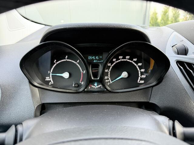 Ford TRANSIT COURIER 1.5 TDCI / 1e EIGENAAR / 54.515 KM ! / AIRCO / PDC / NAVI / DAB