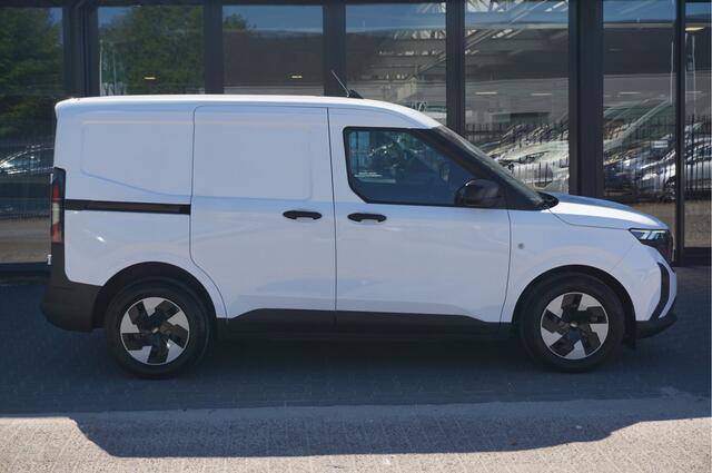 Ford TRANSIT COURIER Trend Elektrisch 44 kWh 136PK Apple CP/Android A, Cruise, Camera, Stoel/Stuur verwarming!! Nr. A01*