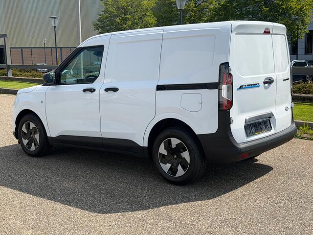 Ford TRANSIT COURIER Trend Elektrisch 44KWH 300KM Reikwijdte Dubb Schuifdeur Apple CP Airco Cruise control Camera
