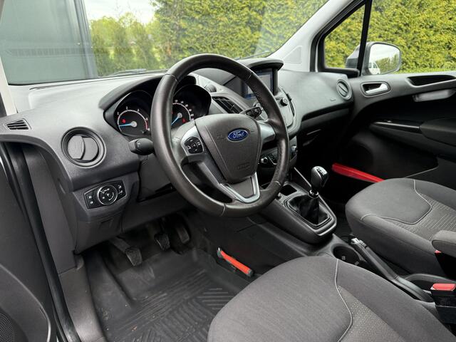 Ford TRANSIT COURIER 1.5 TDCI / 1e EIGENAAR / 23.338 KM!! / AIRCO / PDC / NAVI / DAB