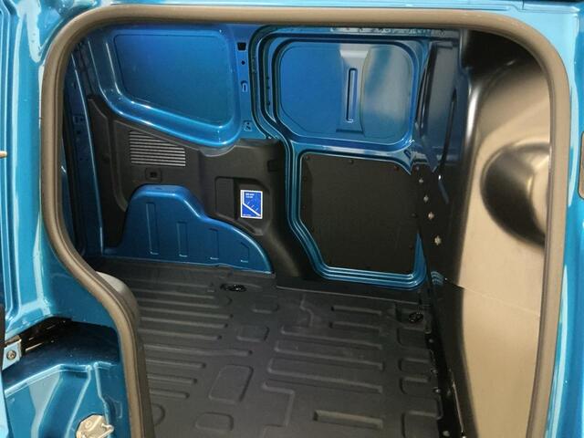 Ford TRANSIT COURIER E-Transit Limited 44 kWh 2300 KM | Navigatie | Licht Metalen Velgen | WORDT VERWACHT!