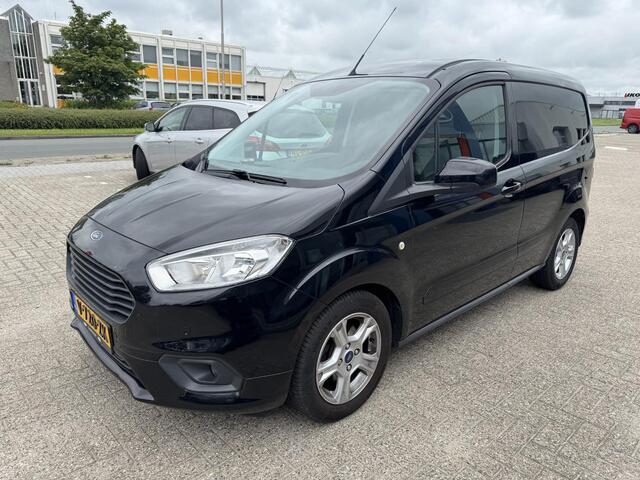Ford TRANSIT COURIER 1.0 Limited 100pk | Stoelverwarming | Sync 3 Navigatie | Marge Auto!