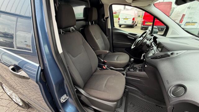 Ford TRANSIT COURIER 1.5 TDCI 55KW 75PK EURO 6 AIRCO/ NAVIGATIE/ CAMERA/ PARKEERSENSOREN/ 100% DEALERONDERHOUDEN
