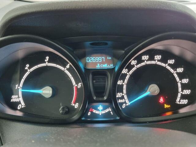 Ford TRANSIT COURIER 1.5 TDCI Limited Duratorq S&S | Navigatie | Camera | Cruise control | Lichtmetalen velgen