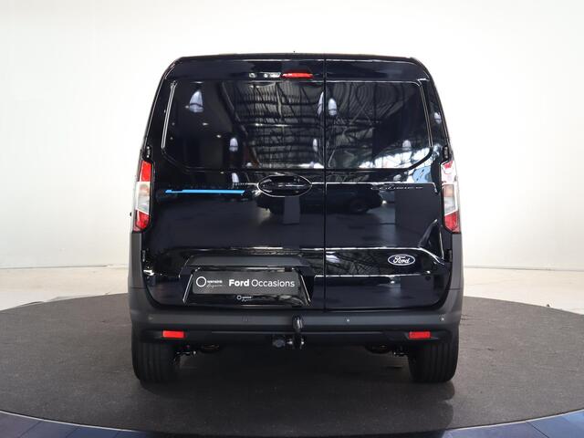 Ford TRANSIT COURIER E-Transit Limited 46 kWh 17'' LICHTMETALEN VELGEN, WINTERPACK, CLIMATE CONTROL, ACHTERUITRIJ CAMERA + PARKEERSENSOREN VOOR, DRIVER ASSISTANCE PACK INCL. NAVIGATIE, 16'' RESERVEWIEL, LED LAADRUIMTEVERLICHTING , LAADVLOERBESCHERMING, RUBBER , TREKHAAK