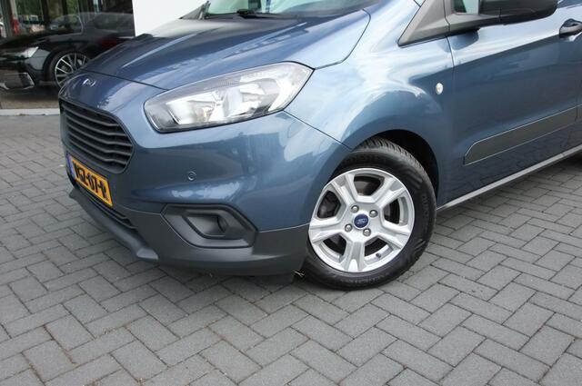 Ford TRANSIT COURIER 1.5 TDCI Trend/ Airco / Trekhaak/ Camera/ Stoelverwarming/ Parkeersensoren