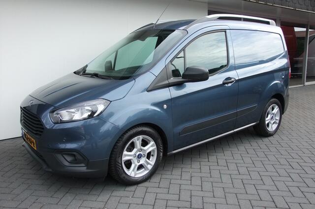 Ford TRANSIT COURIER 1.5 TDCI Trend/ Airco / Trekhaak/ Camera/ Stoelverwarming/ Parkeersensoren