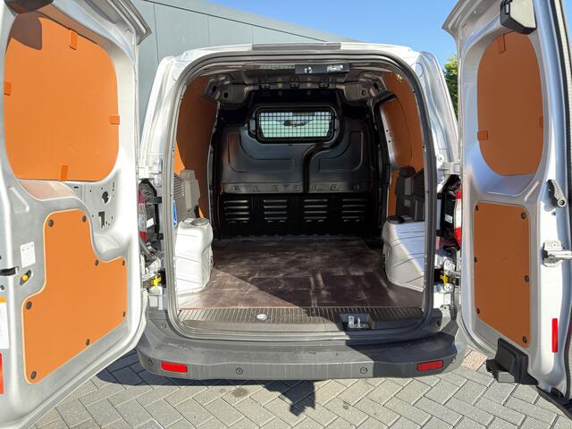 Ford TRANSIT COURIER 1.5 TDCI / 1e EIGENAAR / 47.060 KM! / AIRCO / NAVIGATIE / PARKEERSENSOREN