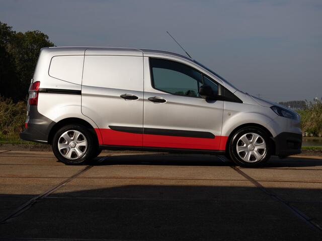 Ford TRANSIT COURIER 1.5 TDCI Economy Edition Cruise control Verwarmde voorruit – foto 4