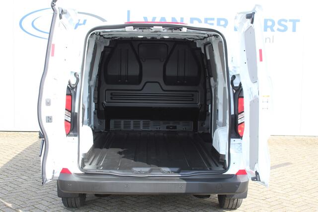 Ford TRANSIT CUSTOM 300 2.0-136pk EcoBlue L2H1 Trend. Overtuig u van de kwaliteiten van dit nieuwe model Ford Transit Custom ! Camera, LED koplampen, Cruise Control, Aut. Airco, App Connect, Winterpack.