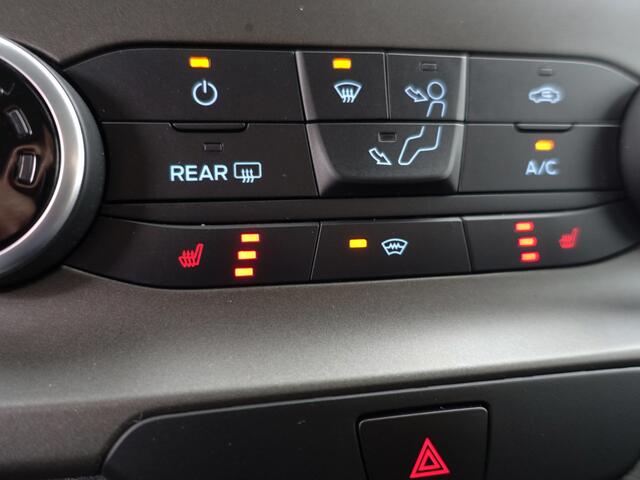 Ford TRANSIT CUSTOM 300 2.0 TDCI L2 Sportline- Dubbele Cabine, 5/6 Pers, Xenon Led, Stoelverwarming, Clima, Mf Stuur