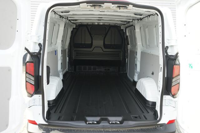 Ford TRANSIT CUSTOM 320 2.0 136 PK |TDCI L2H1 Trend | Nieuwe model!!