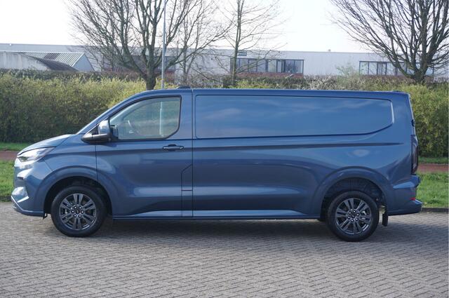 Ford TRANSIT CUSTOM 300L 170PK Limited AUT MY2024 Navi, ACC, Trekhaak, 360° Cam, 17" LM, Alarm!! NR. T066*
