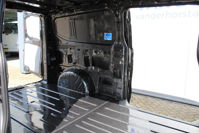 Ford TRANSIT CUSTOM 320 2.0-136pk TDCI L2H1 'Trend' schuifdeur li.+re. Overtuig u van de rijkwaliteiten van dit nieuwe model Ford Transit Custom. Camera, LED koplampen, Cruise Control, Aut. Airco, App Connect, Winterpack.