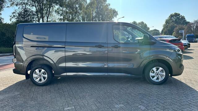 Ford TRANSIT CUSTOM 320 2.0 TDCI L2H1 Trend SCI Automaat 136pk | Adaptive cruise control | Dubbele schuifdeur | 8-weg bestuurderstoel + passagiersstoel | Stoelverwarming | Dodehoeksensoren | Navigatie | Elektrische inklapbare spiegels | 16 inch lichtmetalen velgen | Full LED