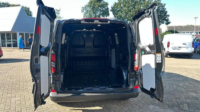 Ford TRANSIT CUSTOM 320 2.0 TDCI L2H1 Trend SCI Automaat 136pk | Adaptive cruise control | Dubbele schuifdeur | 8-weg bestuurderstoel + passagiersstoel | Stoelverwarming | Dodehoeksensoren | Navigatie | Elektrische inklapbare spiegels | 16 inch lichtmetalen velgen | Full LED