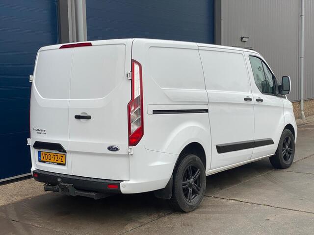 Ford TRANSIT CUSTOM 280 2.0 TDCI L1H1 Trend AIRCO / CRUISE CONTROLE / EURO 6 / NAVI / TREKHAAK